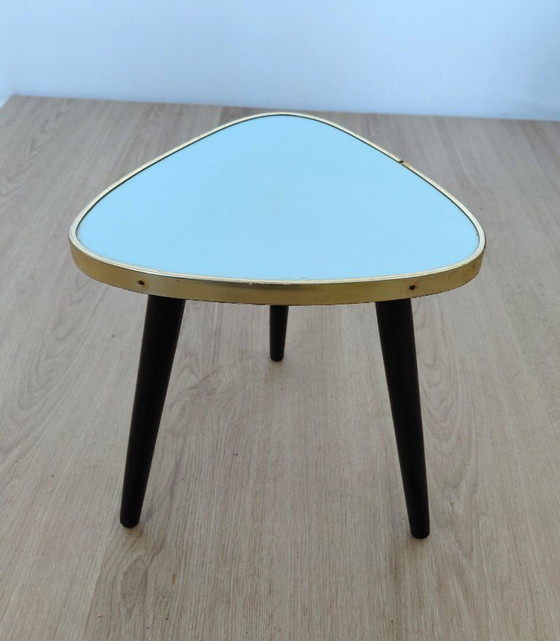 Image 1 of Vijftiger jaren bijzettafel in lichtblauw