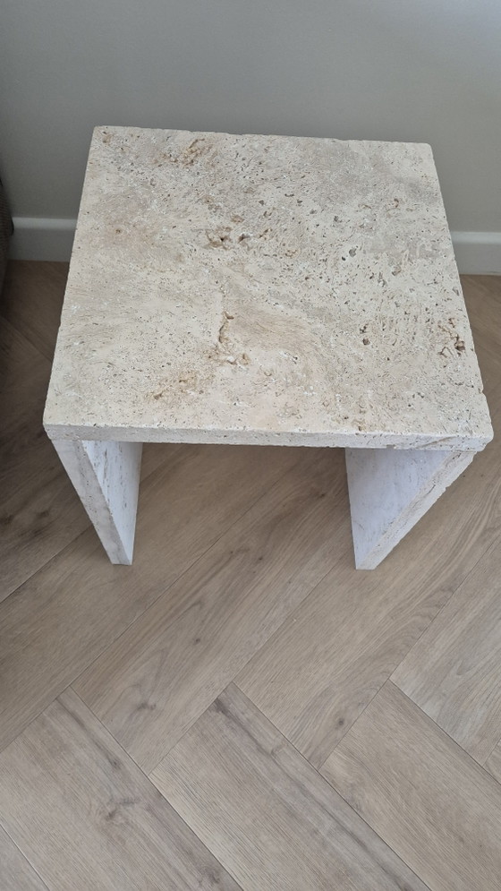 Image 1 of Set van 2 natuurstenen tafels