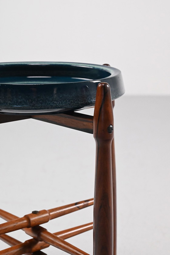 Image 1 of Table d'appoint Arne Basse très exclusive
