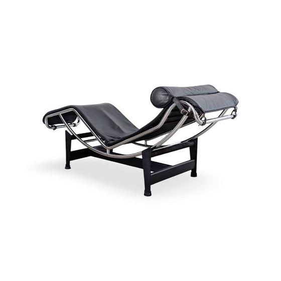 Original Cassina LC4 Chaise Longue Le Corbusier Black Leather, Adjustable recliner chair, Chrome (photo 6 of 12)