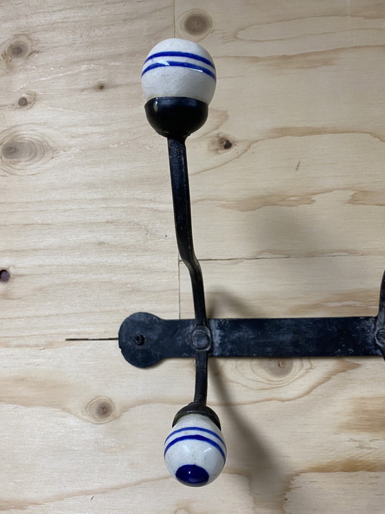 Image 1 of Antike französische Garderobe