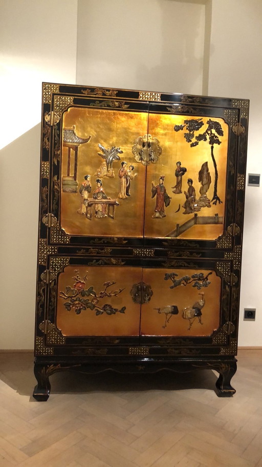 Chinese cabinet