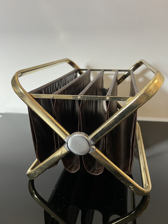 Image 1 of Castelli krantenhouder jaren 60