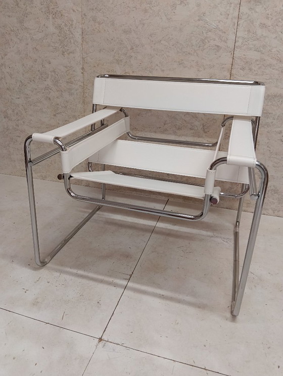 KNOLL Studio Poltrona WASSILY B3 NUOVA, in Cuoio Bianco – Poltrone, Leather (photo 78 of 83)