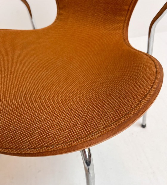Image 1 of Chaise en bois 3207 d'Arne Jacobsen pour Fritz Hansen, années 1980
