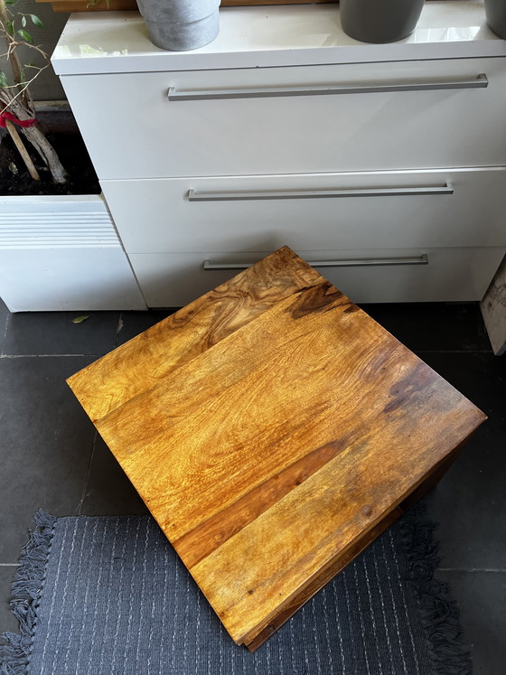 Image 1 of Salontafel/banktafel van sheeshamhout, palissanderhout, 60x60x40cm, massief hout