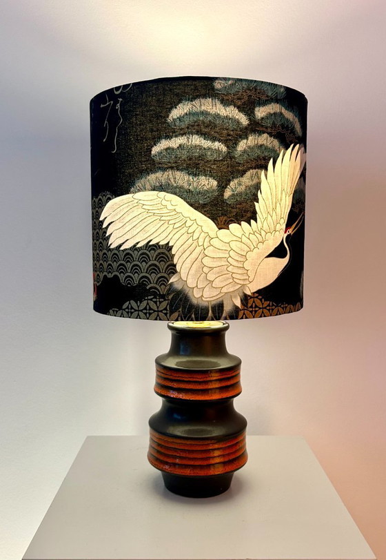 Image 1 of Lampe vase fabriquée à partir d'un vase pagode par Scheurich – début des années 1970 | Abat-jour en tissu japonais