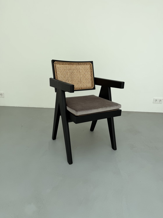 Image 1 of Poltrona Cassina Capitol Complax con cuscino