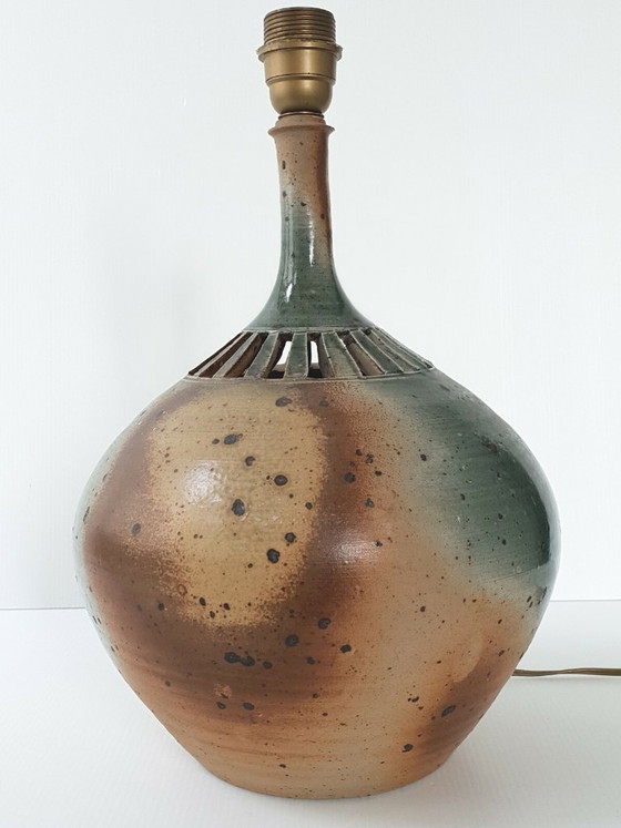 Image 1 of Vintage tafellamp uit de jaren 70 van steengoed met verzonken signatuur, jaren 70