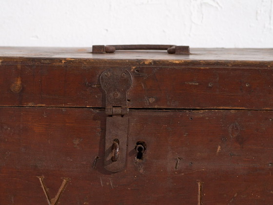 Malle ancienne grenat (c.1900) #9 – Commodes, Rustic (photo 20 of 40)