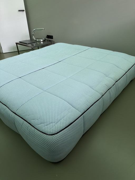 Arflex Strips Bed Cini Boeri – tweepersoonsbedden, Textile (photo 2 of 6)