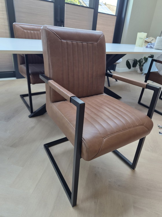 4x Robuuste Industriële Stoelen Buffel Leer – Ambia Home, Eetkamerstoelen, Leather, Metal (photo 2 of 5)