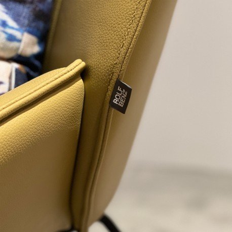 und Stuhl 383 – fauteuils, Leather, Calfskin (photo 2 of 2)