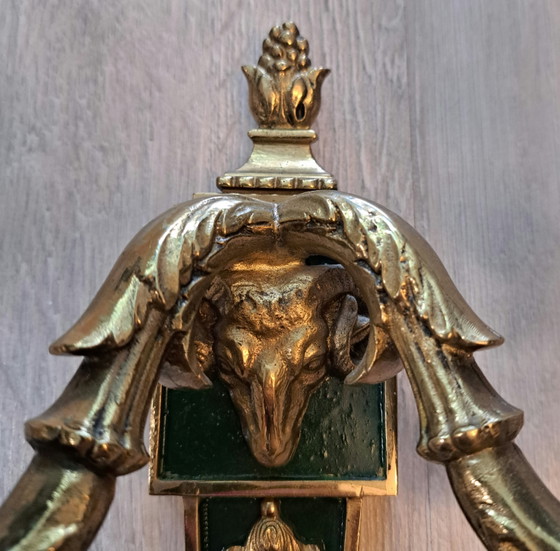 Pair of Vintage Ram's Head Wall Sconces – Louis XVI / Empire Style – Green & Gold – Wall lights, Brass (photo 7 of 10)