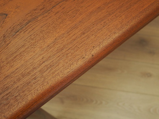 Image 1 of Mesa de teca, diseño danés, década de 1970, fabricada en Dinamarca.