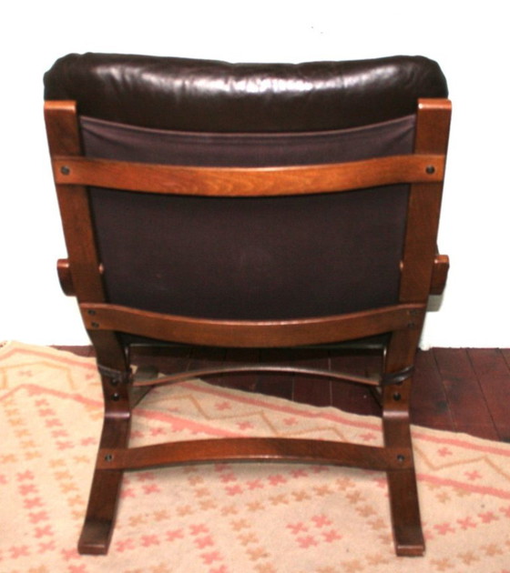 Image 1 of Midcentury Scandinavische fauteuil met lederen kussen