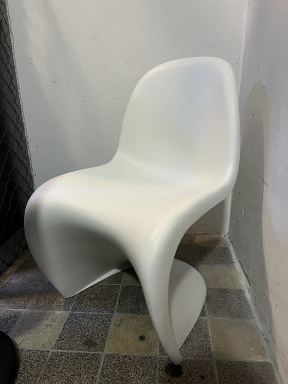 Image 1 of 2 chaises Vitra Panton