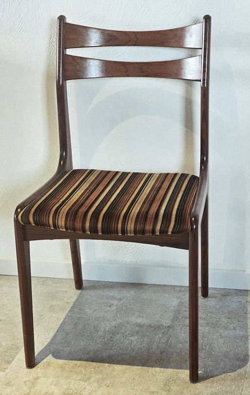 Sillas de comedor de diseño moderno escandinavo de mediados de siglo de las décadas de 1950 y 1960