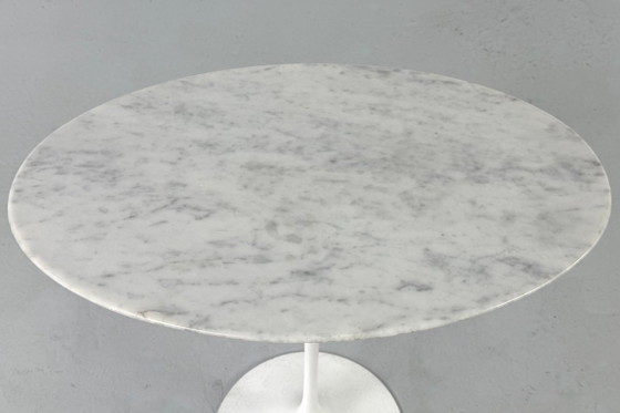 Side Table/Gueridon Tulip by Eero Saarinen for Knoll International - 1960s – Aluminium (photo 5 of 11)
