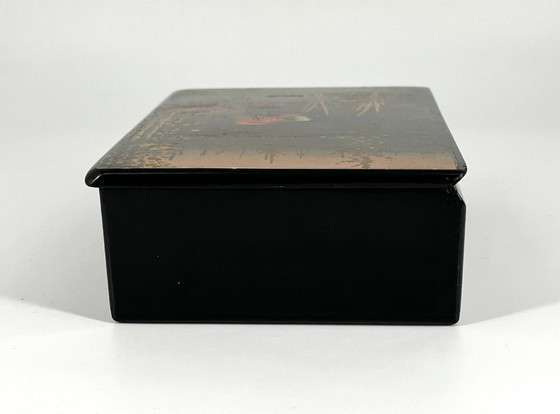 Image 1 of Hand-painted Russian lacquer box “Alyonushka” – Kholuy – vintage collectible