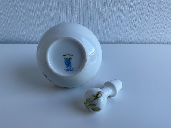 Image 1 of Jarra de aceite o vinagre de porcelana antigua