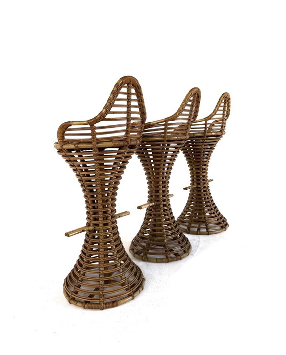 Image 1 of 3x tabouret de bar en rotin vintage, Mary Beatrice Bloch '50