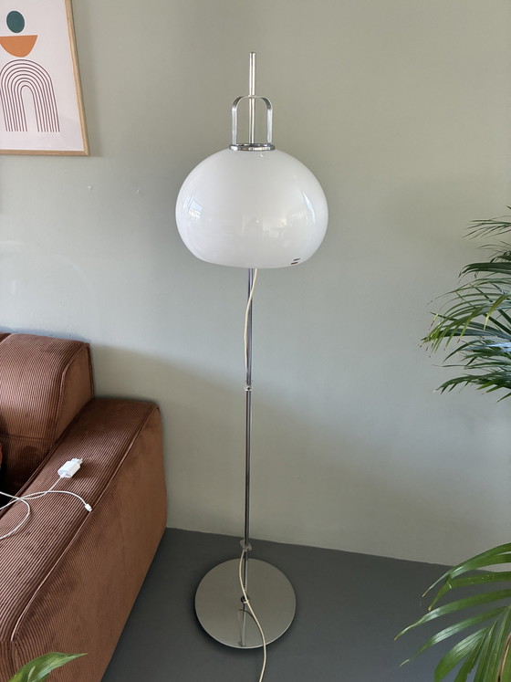Image 1 of Space Age Vintage Floor Lamp “Lucerna” in chrome-plated steel by Harvey Guzzini