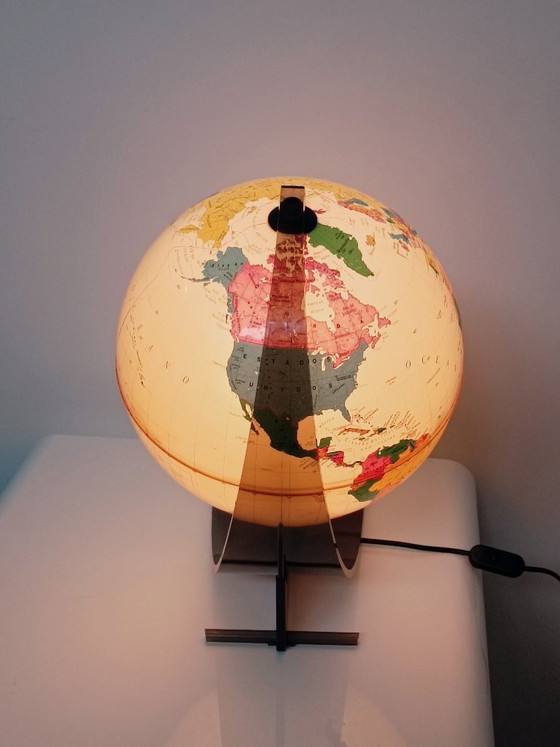 Image 1 of Globe lumineux plexiglas par Nova Rico Florence 1969