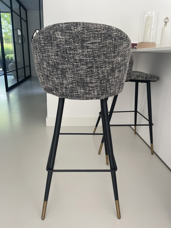 Image 1 of 2 tabourets de bar Eichholtz tissu noir cambon