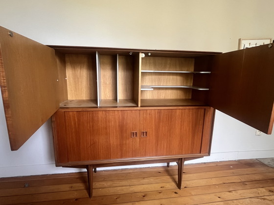 Vintage Sideboard – Cabinets, Wood (photo 2 of 15)