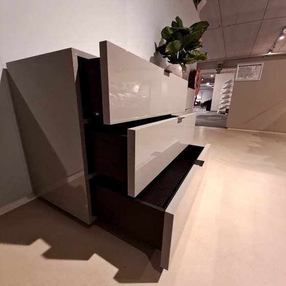 Image 1 of Italiaans design dressoir
