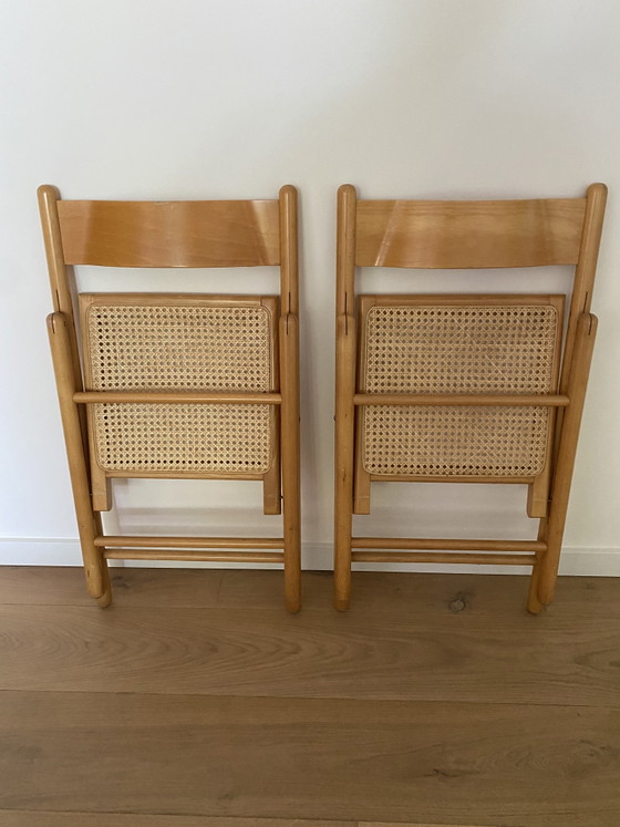 Lot de 2 chaises Habitat vintage - Chaises pliantes - Bois de hêtre et sangles en rotin - Années 70/80 (photo 11 of 13)