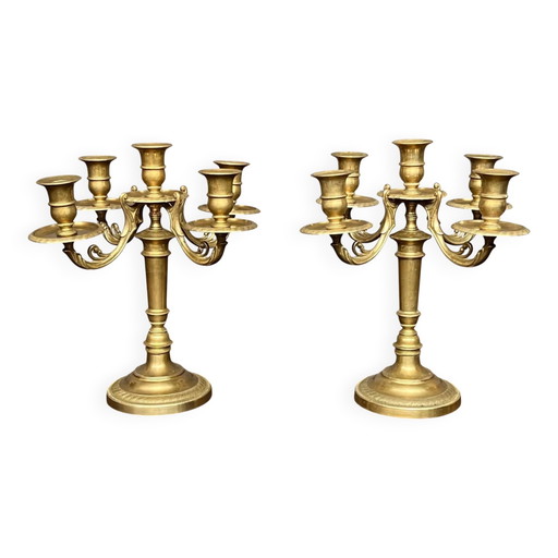 Paire de chandeliers de table. Bronze massif. – kandelaars en kaarsen