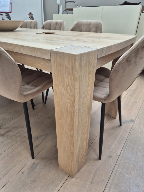 Image 1 of Esstisch Eiche massiv hell 210 x 90