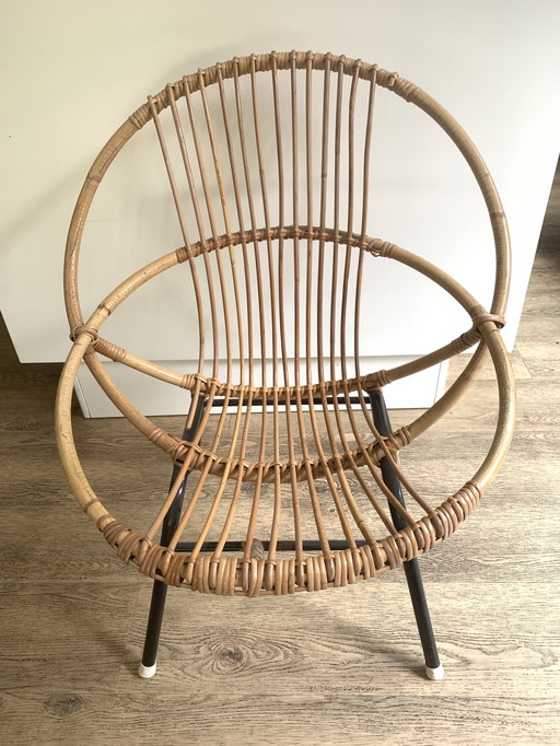 Rohe chair