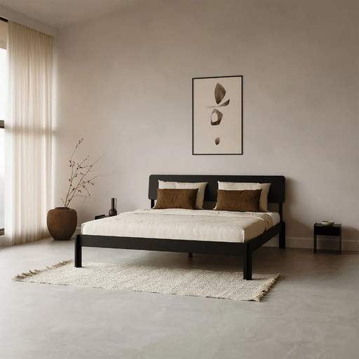 Cadre de lit robuste Amsterdam °03 – 180×220 – Tête de lit + 4 tiroirs de rangement – ​​État neuf