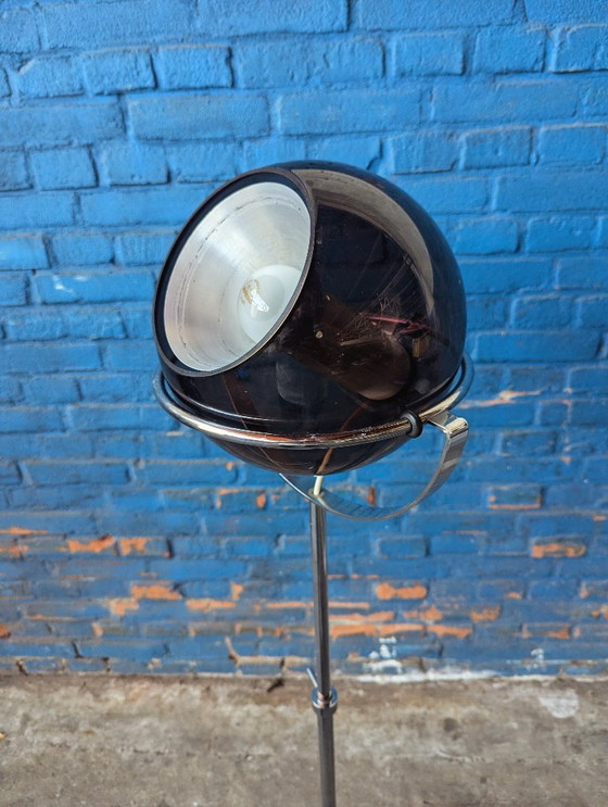 Image 1 of Lampadaire vintage design néerlandais Raak Globe