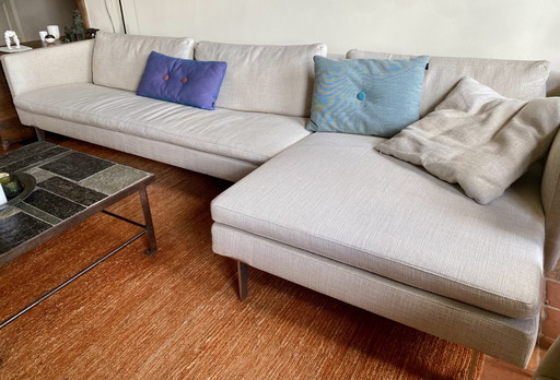 Molinari sofa with lounge section and 2 Hay cushions