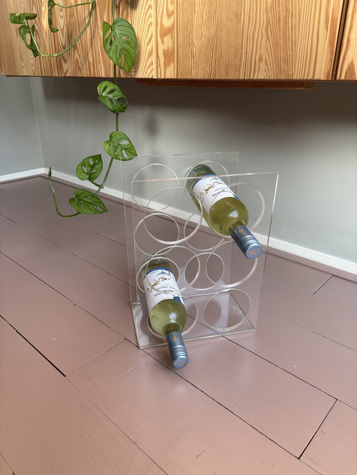 Weinregal aus Plexiglas