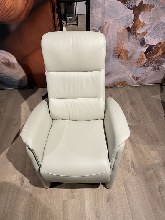 Image 1 of Relaxfauteuil Hukla Large 2 motorig met sta-op functie