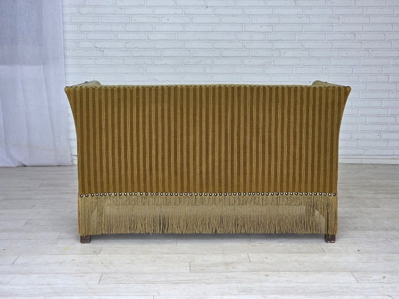 Image 1 of Dänisches 2-Sitzer-Sofa aus den 1970er Jahren, originaler grüner Möbelveloursbezug.