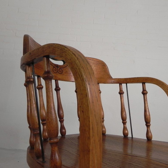 Image 1 of Silla de oficina de roble con sistema de muelles y altura regulable, década de 1930.