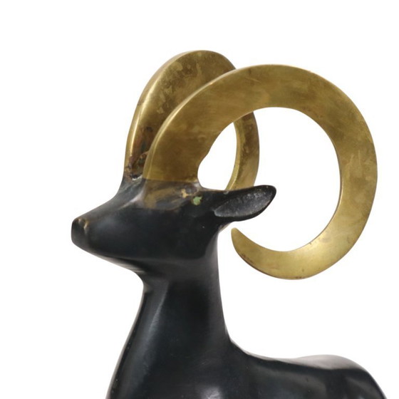 Image 1 of Statue de bélier en laiton de style Art déco