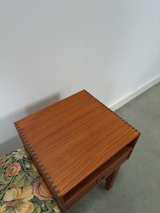 Image 1 of Banc de salle en teck de Suède