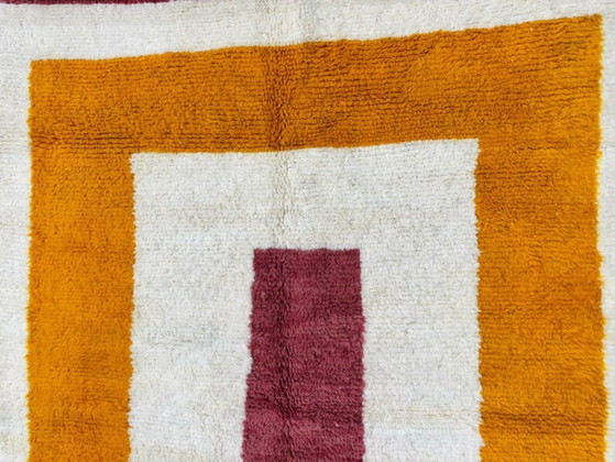 Image 1 of Authentische handgeknüpfte marokkanische Teppiche | Individuelle Designs & 100 % Naturwolle 250 cm x 150 cm
