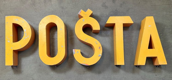 Image 1 of Grande lettera A in ferro giallo vintage per facciata, anni '60