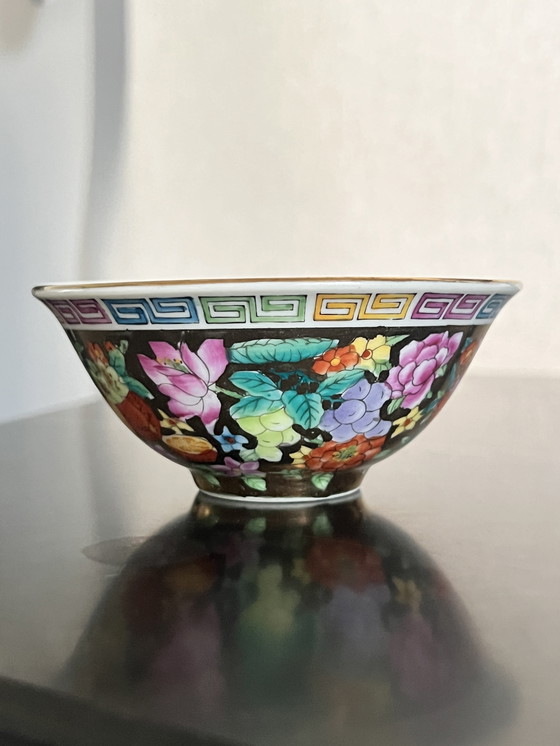 Image 1 of Set di 12 ciotole in porcellana antica cinese Mille Fleur Famille Rose vintage