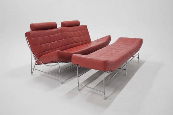 Image 1 of Sofá de 2 plazas Leolux Volare con otomana – Piel roja – Diseño de Jan Armgardt