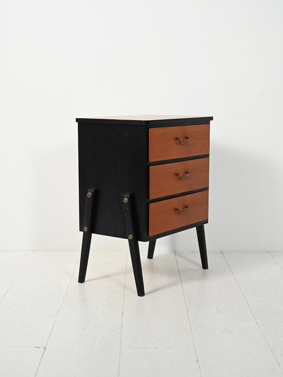Image 1 of Piccola cassettiera scandinava laccata nera degli anni '50
