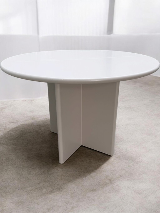 Arco round extendable dining table color Dune